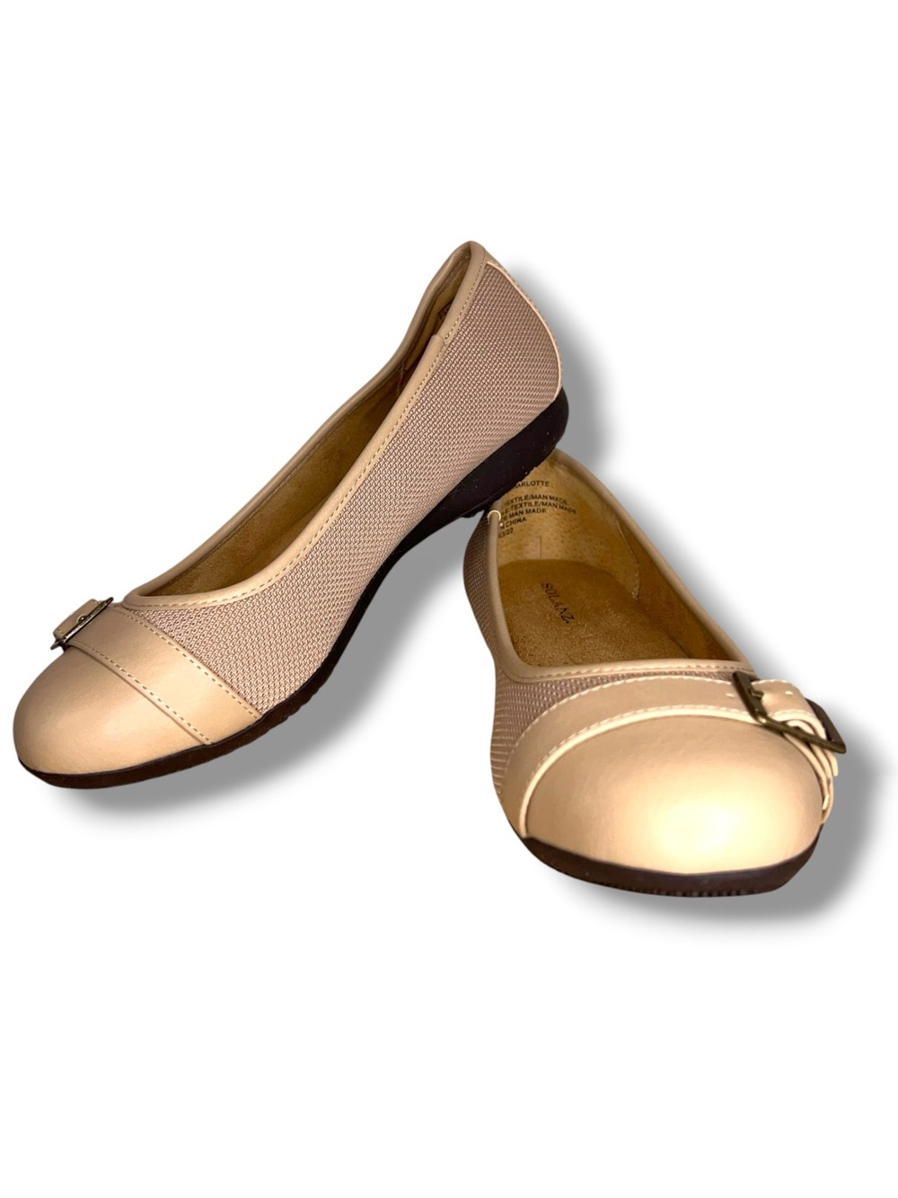 New Wide 9 Solanz Beige Flats Shoes Classic Quiet Luxury Buckle Accent Neutral